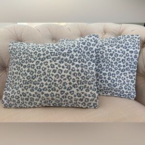 Leopard/Cheetah Pillow Covers Cotton Zip Blue White Gray 12” x 16” Pair